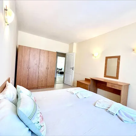 Blue Marine - Menada Apartman *