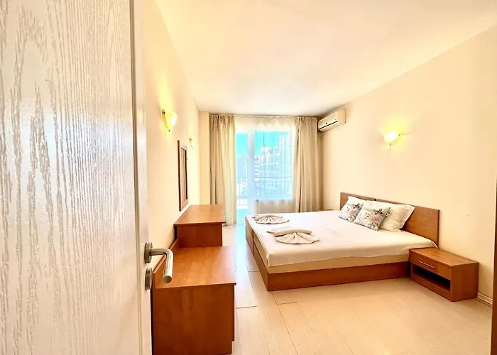 Apartment Blue Marine - Menada Slantschew brjag