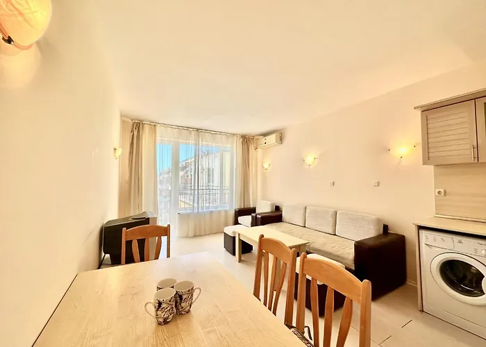 Blue Marine - Menada ساني بيتش